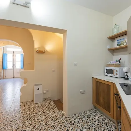 Boutique House - Private Terrace Near Dome * Моста