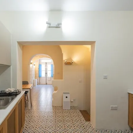 Boutique House - Private Terrace Near Dome Моста