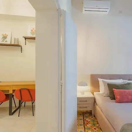 Boutique House - Private Terrace Near Dome Дом отдыха Моста