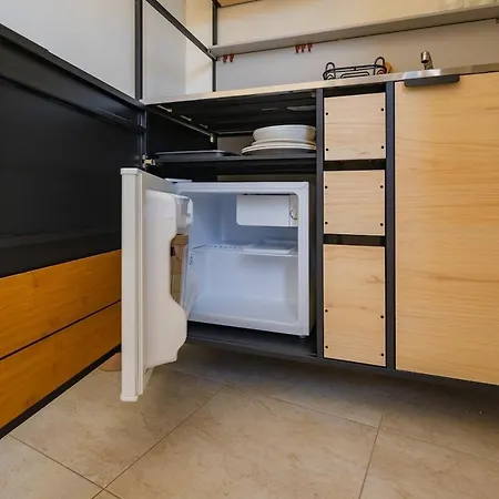 Boutique House - Private Terrace Near Dome Моста